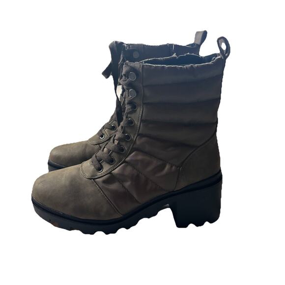 NEW DV DOLVE VITA Size 10 Olive Leather Insulated Quilted Fabric Lace Boot - Picture 1 of 8